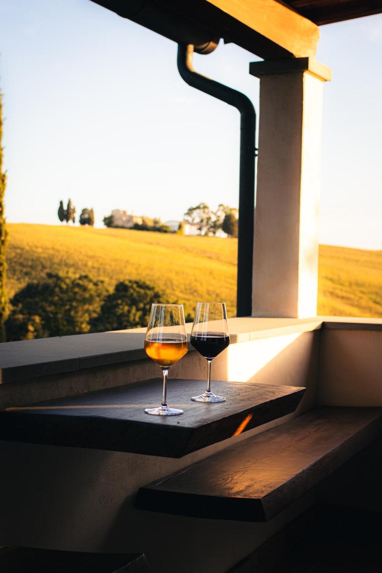 Podere Il Fornacino Farm stay *