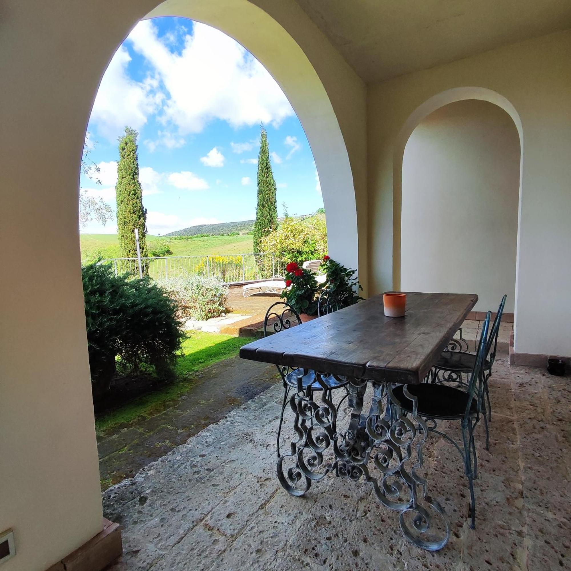 Podere Il Fornacino Farm stay